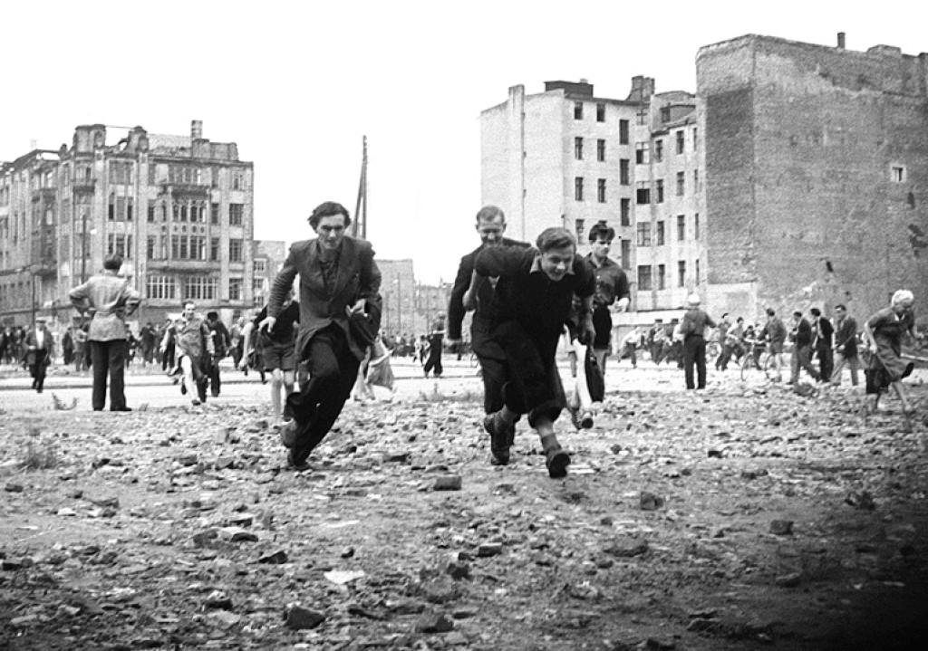 1953 1956 год. Восстание в ГДР 1953. Берлинское восстание в 1953 году. Восстание в Берлине. Восстание в Берлине 17 июня 1953 года.